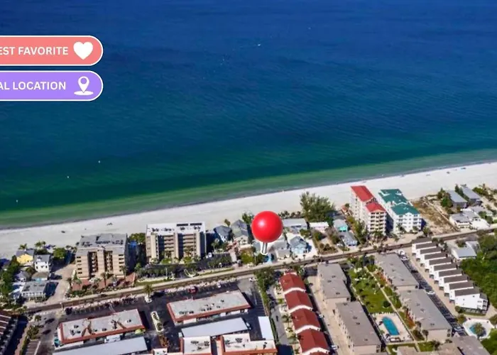 Sunny Isles Cottage  Clearwater Beach